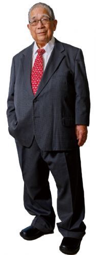 <span>2021 總統科學獎得獎者</span><div>陳長謙 院士</div>